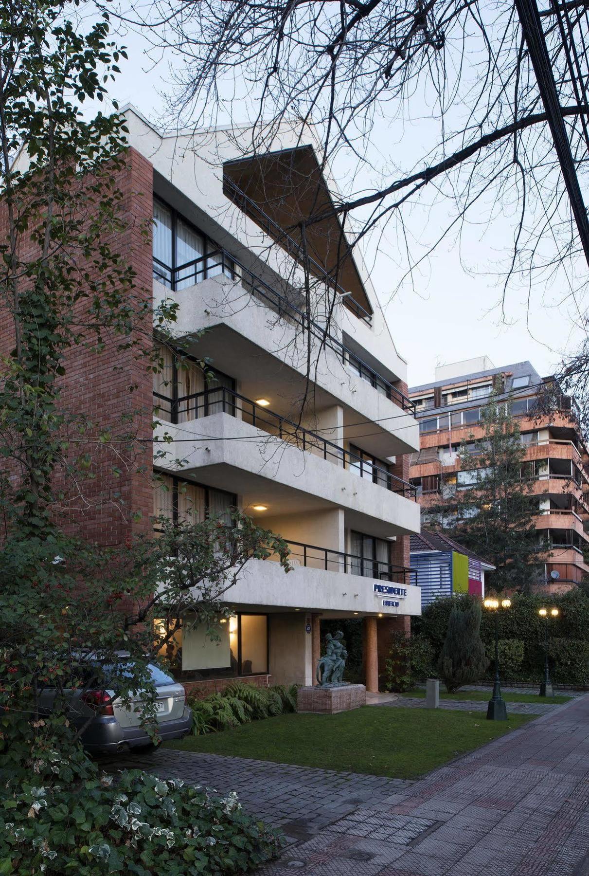 总统埃迪菲西奥圣地亚哥公寓式酒店 外观 照片